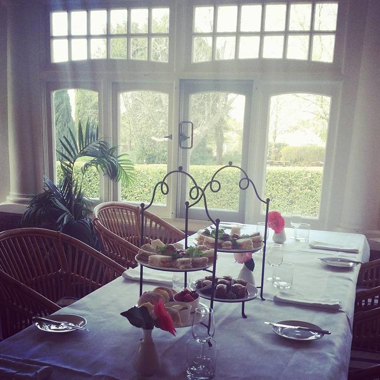 Petersons Armidale Winery And Guesthouse Bagian luar foto