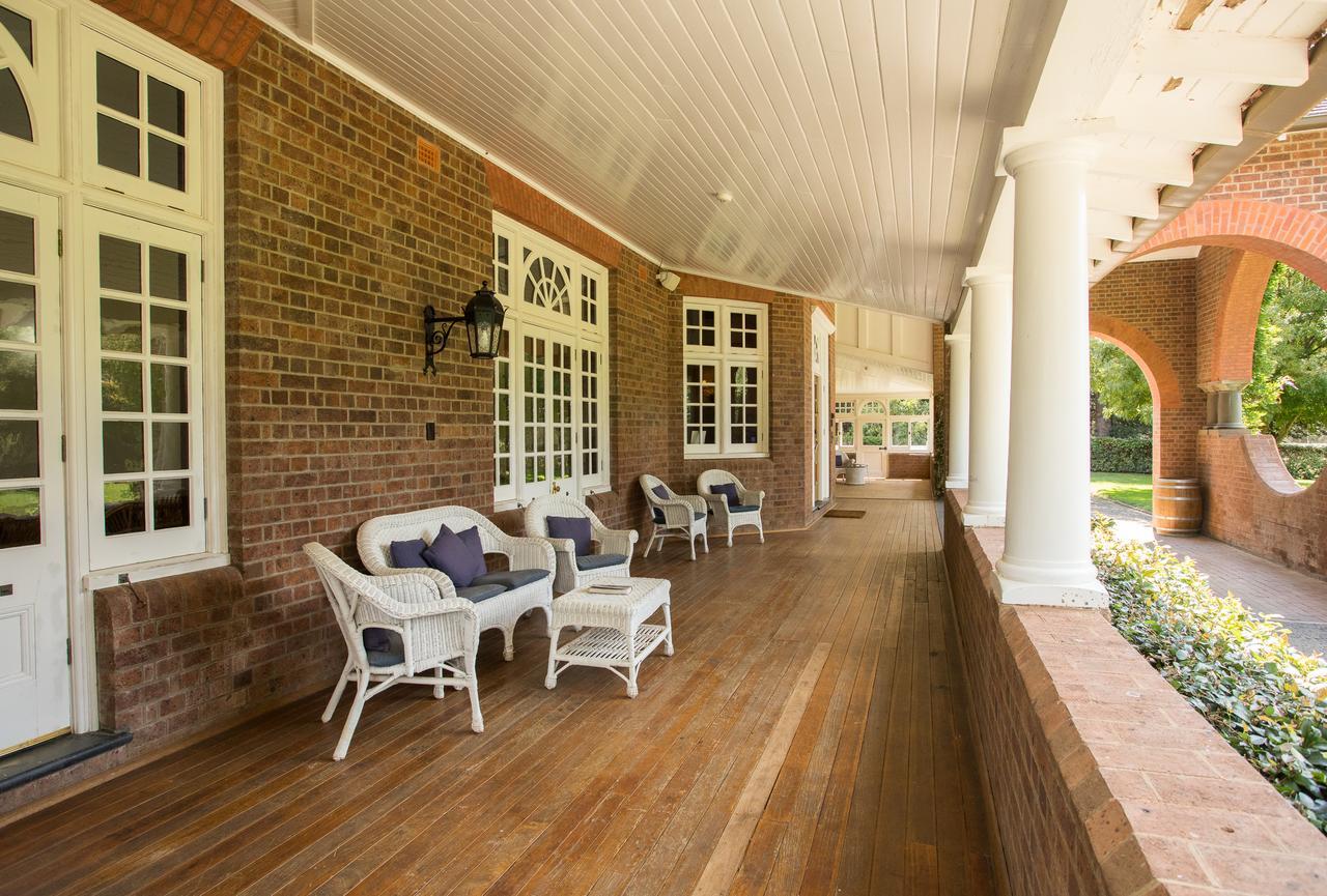Petersons Armidale Winery And Guesthouse Bagian luar foto