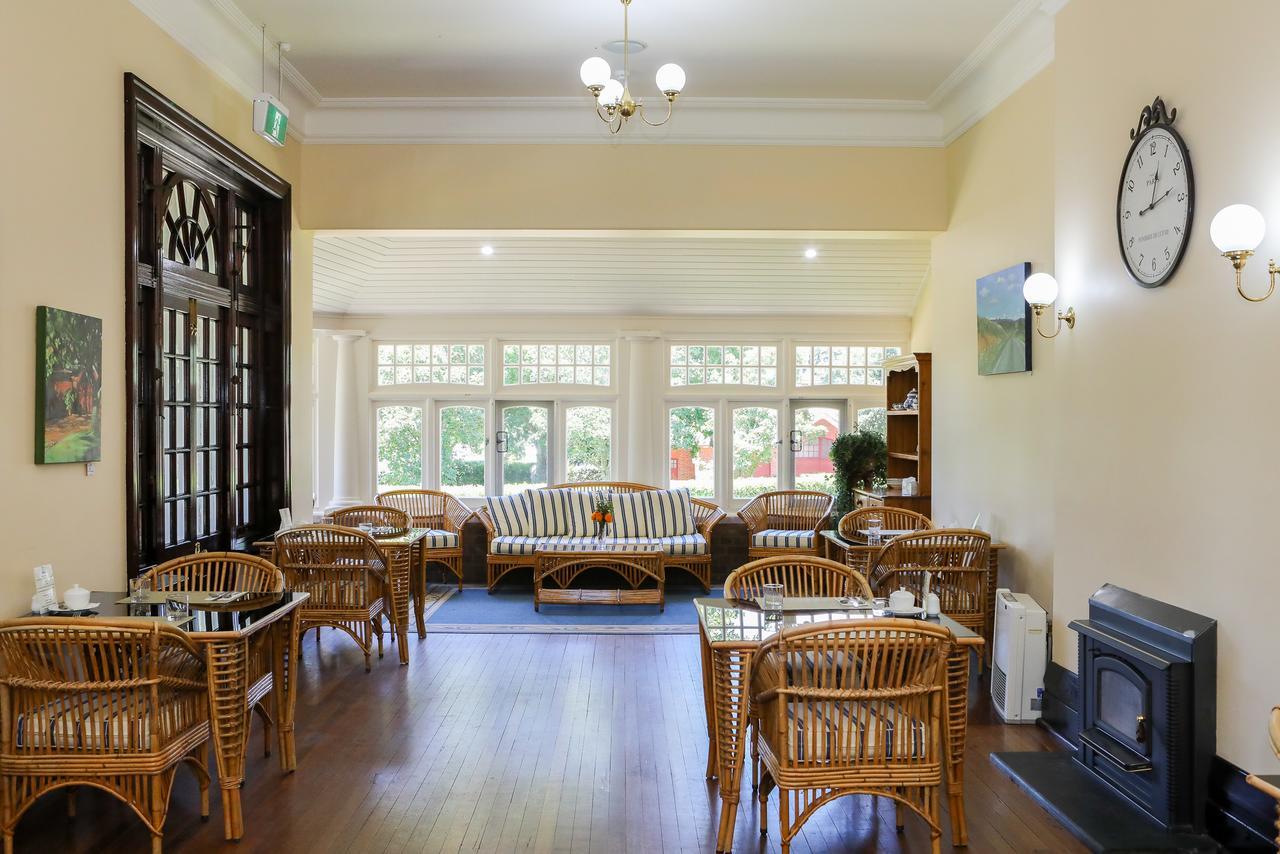 Petersons Armidale Winery And Guesthouse Bagian luar foto
